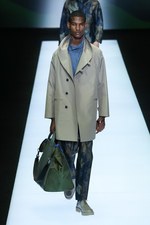 エンポリオ アルマーニ 17年春夏メンズコレクション - グラフィカルな指紋は、唯一無二のデザインに｜写真81