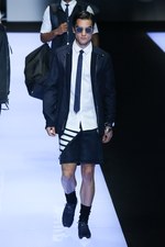 エンポリオ アルマーニ 17年春夏メンズコレクション - グラフィカルな指紋は、唯一無二のデザインに｜写真90