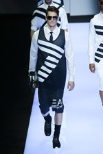 エンポリオ アルマーニ 17年春夏メンズコレクション - グラフィカルな指紋は、唯一無二のデザインに｜写真94