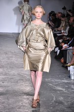 ドリアングレイの肖像の世界をモダンに表現 - コリー ニールセン(Corrie Nielsen)2012年春夏コレクション｜写真7