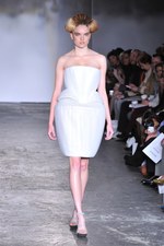 ドリアングレイの肖像の世界をモダンに表現 - コリー ニールセン(Corrie Nielsen)2012年春夏コレクション｜写真20