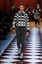 ドルチェ＆ガッバーナ 2017年春夏メンズコレクション - ジャズ×トロピカル、音楽を身に纏い踊る夜｜写真20