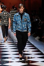 ドルチェ＆ガッバーナ 2017年春夏メンズコレクション - ジャズ×トロピカル、音楽を身に纏い踊る夜｜写真24