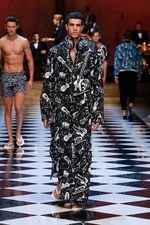 ドルチェ＆ガッバーナ 2017年春夏メンズコレクション - ジャズ×トロピカル、音楽を身に纏い踊る夜｜写真28