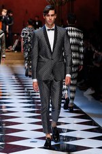 ドルチェ＆ガッバーナ 2017年春夏メンズコレクション - ジャズ×トロピカル、音楽を身に纏い踊る夜｜写真33