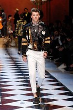 ドルチェ＆ガッバーナ 2017年春夏メンズコレクション - ジャズ×トロピカル、音楽を身に纏い踊る夜｜写真48