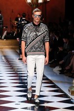 ドルチェ＆ガッバーナ 2017年春夏メンズコレクション - ジャズ×トロピカル、音楽を身に纏い踊る夜｜写真81