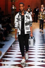 ドルチェ＆ガッバーナ 2017年春夏メンズコレクション - ジャズ×トロピカル、音楽を身に纏い踊る夜｜写真85