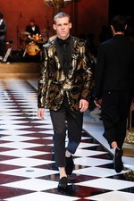 ドルチェ＆ガッバーナ 2017年春夏メンズコレクション - ジャズ×トロピカル、音楽を身に纏い踊る夜｜写真92