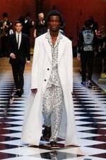 ドルチェ＆ガッバーナ 2017年春夏メンズコレクション - ジャズ×トロピカル、音楽を身に纏い踊る夜｜写真83