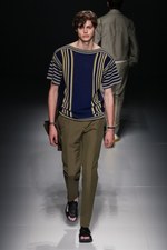 サルヴァトーレ フェラガモ 2017年春夏メンズコレクション - 原始美術を探して、冒険家は旅に出る｜写真14