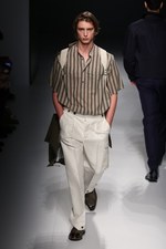 サルヴァトーレ フェラガモ 2017年春夏メンズコレクション - 原始美術を探して、冒険家は旅に出る｜写真36