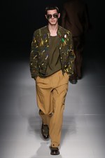 サルヴァトーレ フェラガモ 2017年春夏メンズコレクション - 原始美術を探して、冒険家は旅に出る｜写真55