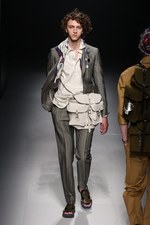 サルヴァトーレ フェラガモ 2017年春夏メンズコレクション - 原始美術を探して、冒険家は旅に出る｜写真66