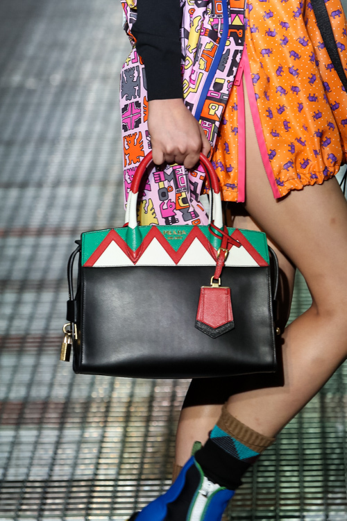 プラダ(PRADA) 2017年春夏メンズコレクション - ファッションプレス プラダ(PRADA) 2017年春夏メンズコレクション - ファッションプレス