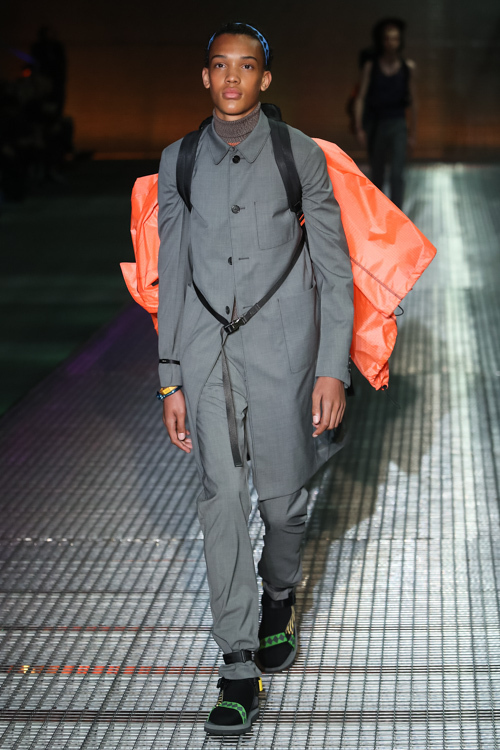 プラダ(PRADA) 2017年春夏メンズコレクション - ファッションプレス プラダ(PRADA) 2017年春夏メンズコレクション - ファッションプレス