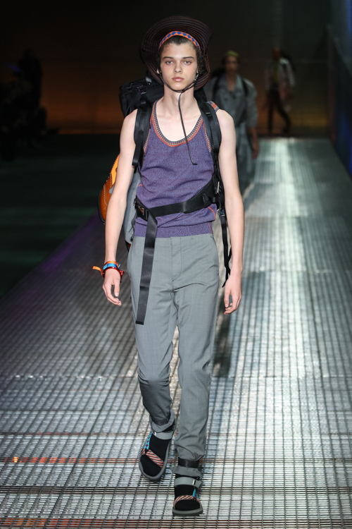 プラダ(PRADA) 2017年春夏メンズコレクション - ファッションプレス プラダ(PRADA) 2017年春夏メンズコレクション - ファッションプレス