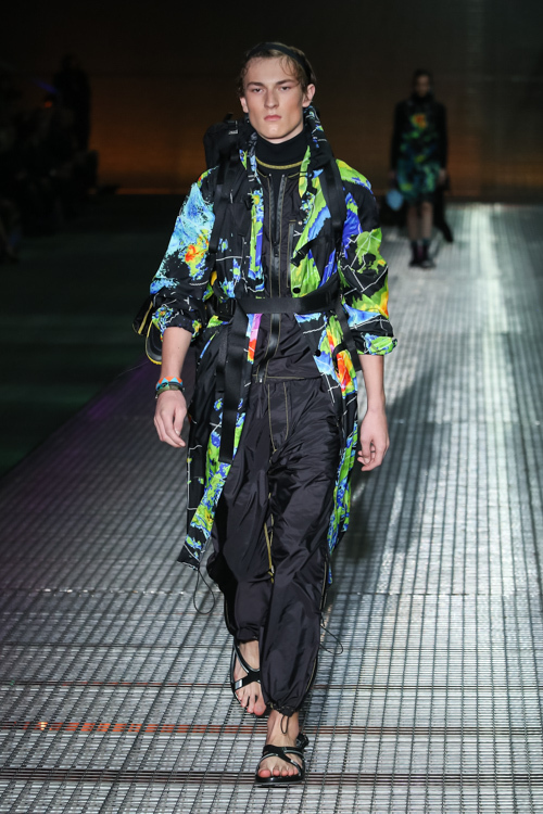 プラダ(PRADA) 2017年春夏メンズコレクション - ファッションプレス プラダ(PRADA) 2017年春夏メンズコレクション - ファッションプレス