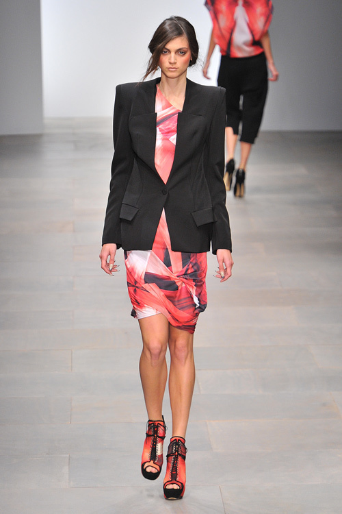 ジャン＝ピエール ブラガンザ 2012年春夏<span>コレクション</span> - 写真35