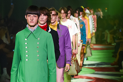 グッチ 2017年春夏メンズコレクション - 草も動物も芸術も、全てを“愛し”見える美を繋いで