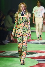 グッチ 2017年春夏メンズコレクション - 草も動物も芸術も、全てを“愛し”見える美を繋いで｜写真6