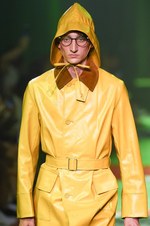 グッチ 2017年春夏メンズコレクション - 草も動物も芸術も、全てを“愛し”見える美を繋いで｜写真20