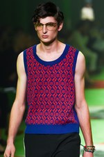 グッチ 2017年春夏メンズコレクション - 草も動物も芸術も、全てを“愛し”見える美を繋いで｜写真63