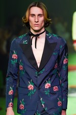 グッチ 2017年春夏メンズコレクション - 草も動物も芸術も、全てを“愛し”見える美を繋いで｜写真67