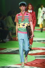 グッチ 2017年春夏メンズコレクション - 草も動物も芸術も、全てを“愛し”見える美を繋いで｜写真85