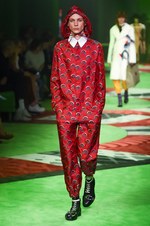 グッチ 2017年春夏メンズコレクション - 草も動物も芸術も、全てを“愛し”見える美を繋いで｜写真87