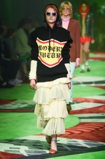 グッチ 2017年春夏メンズコレクション - 草も動物も芸術も、全てを“愛し”見える美を繋いで｜写真99