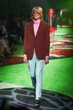 グッチ 2017年春夏メンズコレクション - 草も動物も芸術も、全てを“愛し”見える美を繋いで｜写真101