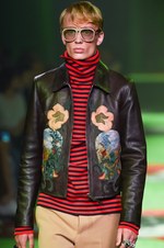 グッチ 2017年春夏メンズコレクション - 草も動物も芸術も、全てを“愛し”見える美を繋いで｜写真108