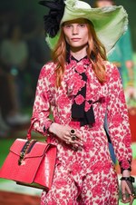 グッチ 2017年春夏メンズコレクション - 草も動物も芸術も、全てを“愛し”見える美を繋いで｜写真128