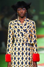 グッチ 2017年春夏メンズコレクション - 草も動物も芸術も、全てを“愛し”見える美を繋いで｜写真132