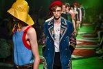 グッチ 2017年春夏メンズコレクション - 草も動物も芸術も、全てを“愛し”見える美を繋いで｜写真143