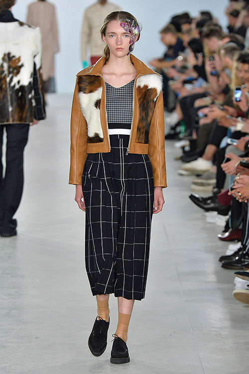 アギ＆サム(AGI & SAM) 2017年春夏ウィメンズ&メンズコレクション  - 写真15