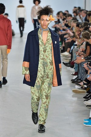 アギ＆サム(AGI & SAM) 2017年春夏ウィメンズ&メンズコレクション  - 写真11