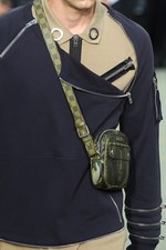 ジバンシィ バイ リカルド ティッシ17年春夏メンズコレクション - 永続性の中にあるピースフルな旅｜写真28