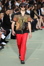 ジバンシィ バイ リカルド ティッシ17年春夏メンズコレクション - 永続性の中にあるピースフルな旅｜写真46