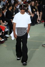 ジバンシィ バイ リカルド ティッシ17年春夏メンズコレクション - 永続性の中にあるピースフルな旅｜写真70