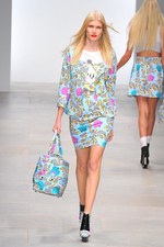 宝石箱からこぼれ落ちる、春への祝福 - PPQ(ピーピーキュー) 2012年春夏コレクション｜写真15