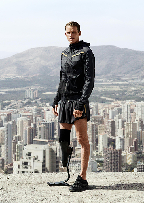 エイチ＆エム(H&M) For Every Victory｜写真3