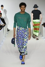 アニエスベー オム 2017年春夏コレクション - 夏のビーチで、リラクシングな1日を｜写真11