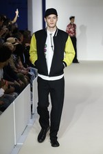 アニエスベー オム 2017年春夏コレクション - 夏のビーチで、リラクシングな1日を｜写真13