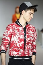 アニエスベー オム 2017年春夏コレクション - 夏のビーチで、リラクシングな1日を｜写真16