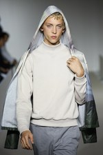 アニエスベー オム 2017年春夏コレクション - 夏のビーチで、リラクシングな1日を｜写真23