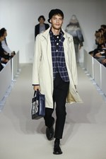 アニエスベー オム 2017年春夏コレクション - 夏のビーチで、リラクシングな1日を｜写真24