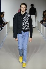 アニエスベー オム 2017年春夏コレクション - 夏のビーチで、リラクシングな1日を｜写真31