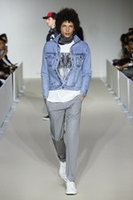 アニエスベー オム 2017年春夏コレクション - 夏のビーチで、リラクシングな1日を｜写真34